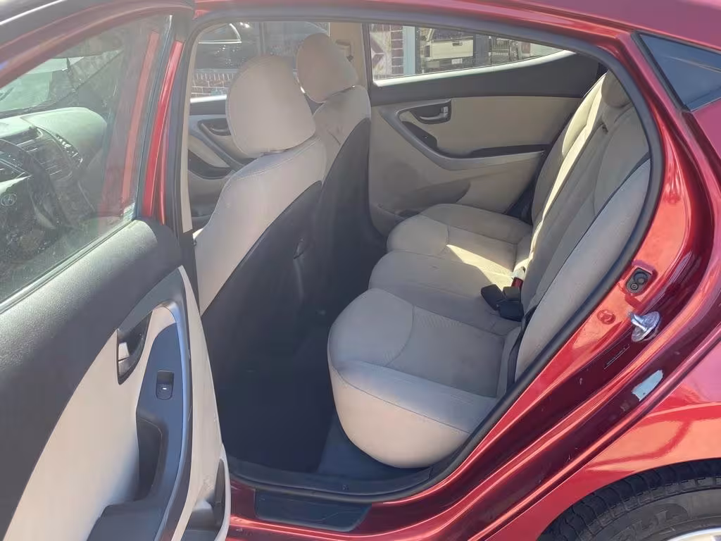 2014 Hyundai Elantra - 5NPDH4AE1EH489238 - Image #9